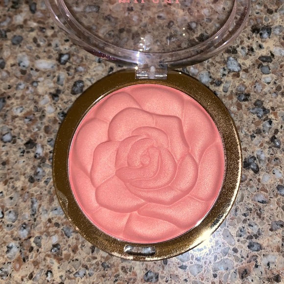 milani blush in blossomtime rose - Picture 1 of 2